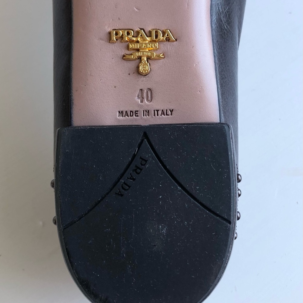 PRADA Women’s Flats Shoes Size 40